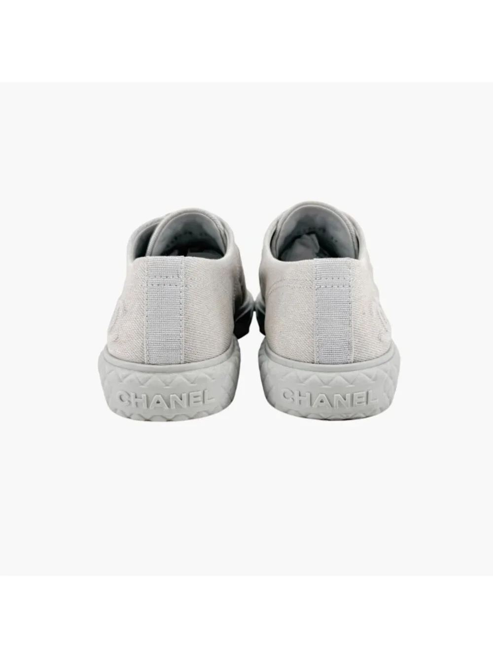 Chanel Quilted Low Top Denim Sneakers Size 39 US 8-8.5 Blue Gray Canvas CC